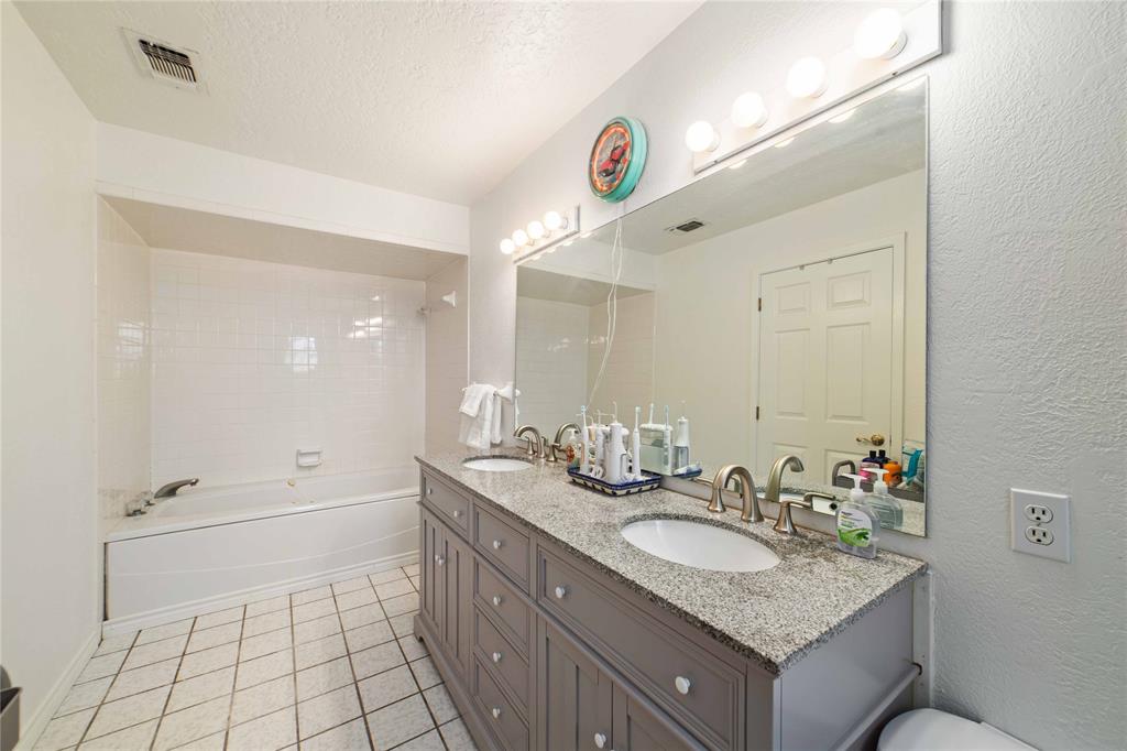 1600 Shaw Drive - Photo 19