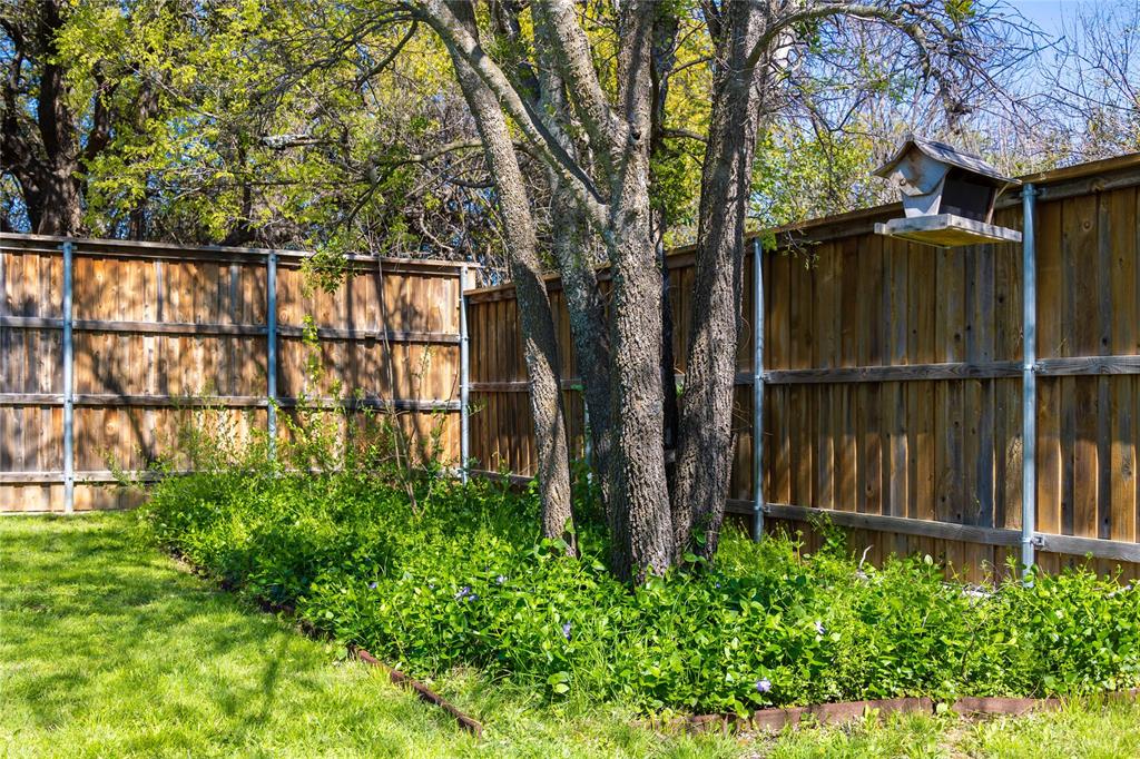 1600 Shaw Drive - Photo 30