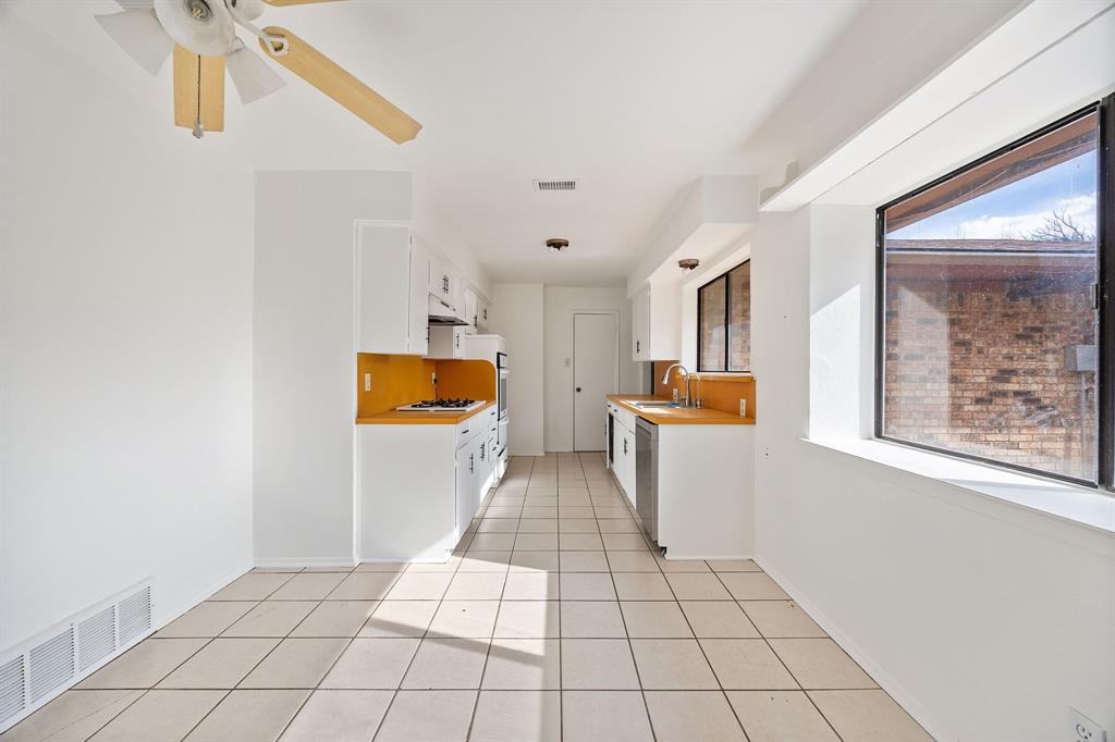 2736 Chebi Lane - Photo 9