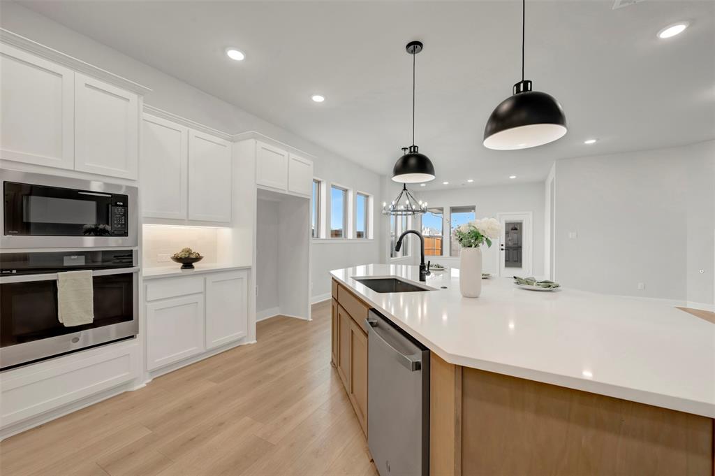 9413 Ambrosia Street - Photo 8