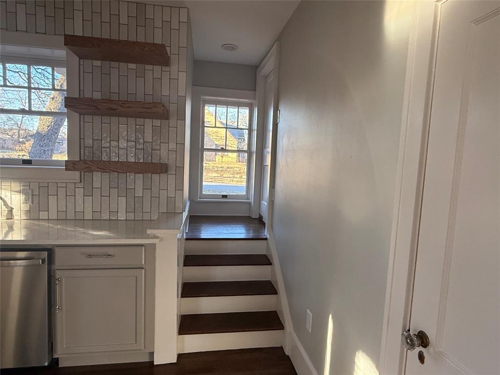 211 NW 4th Avenue - Photo 10