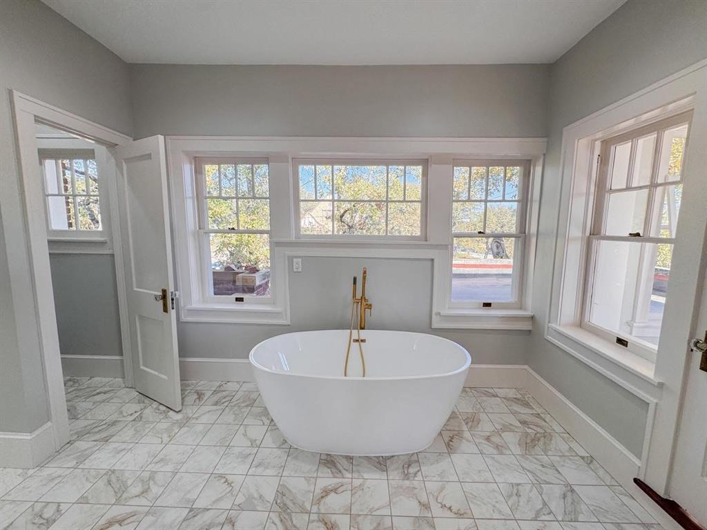 211 NW 4th Avenue - Photo 22