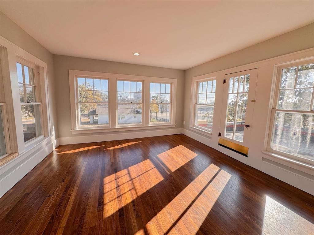 211 NW 4th Avenue - Photo 25