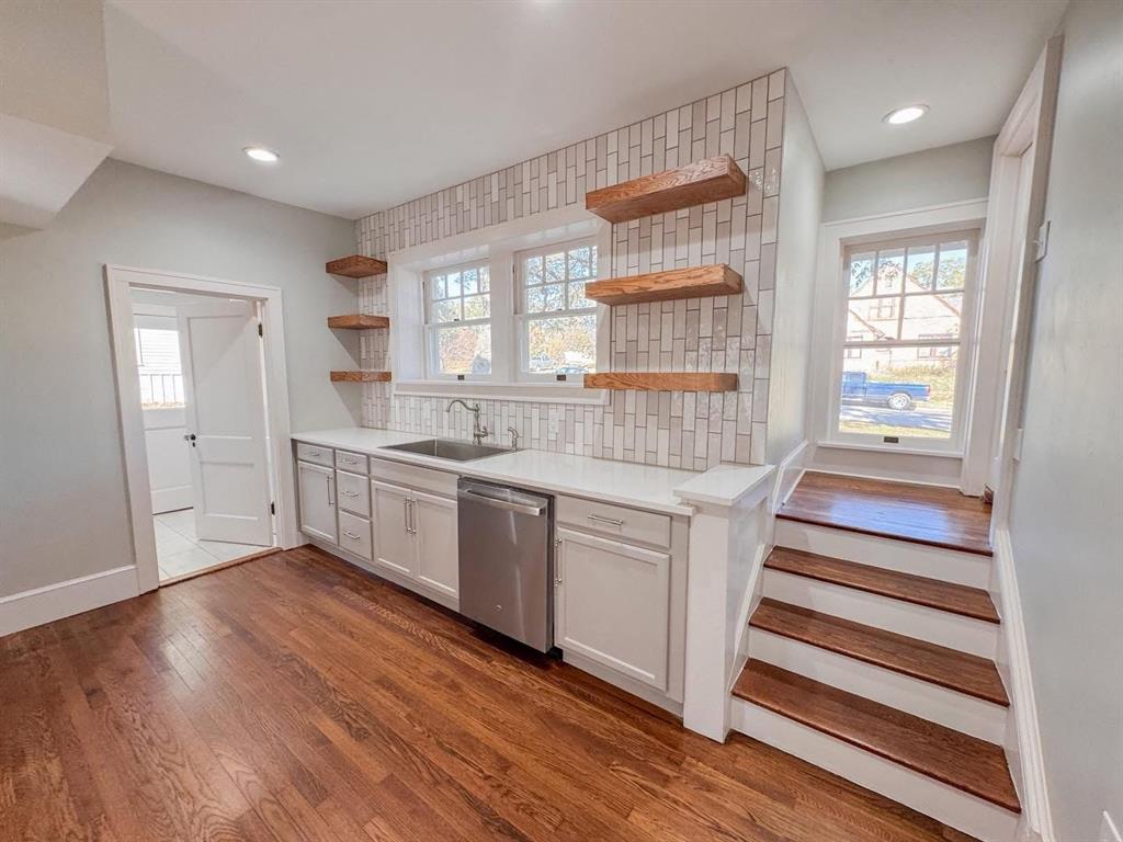 211 NW 4th Avenue - Photo 8