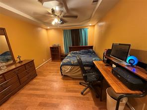 609 E Henry - Photo 18