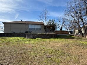 609 E Henry - Photo 33
