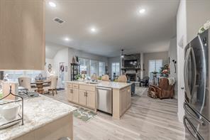 1076 Fleetwood Drive - Photo 13