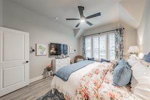1076 Fleetwood Drive - Photo 5