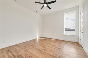 539 W Laureland Road - Photo 32
