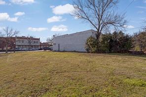 112 W Main Street - Photo 3
