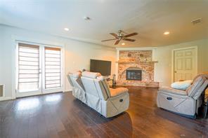 200 W Greenbriar Street - Photo 14