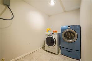 200 W Greenbriar Street - Photo 24