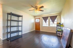 200 W Greenbriar Street - Photo 5