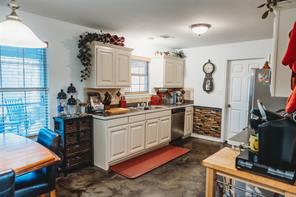 6078 E Line Road - Photo 17