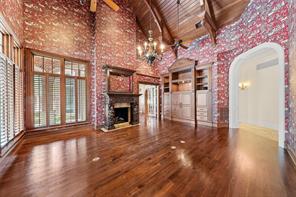 5305 Hillcrest Drive - Photo 10
