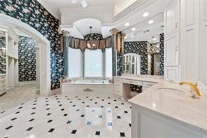5305 Hillcrest Drive - Photo 13