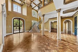 5305 Hillcrest Drive - Photo 3