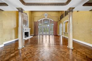 5305 Hillcrest Drive - Photo 5