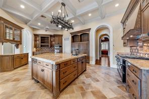 5305 Hillcrest Drive - Photo 9