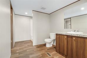 707 W 8th Street - Photo 13