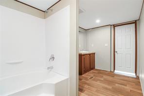 707 W 8th Street - Photo 14