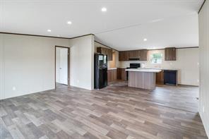 707 W 8th Street - Photo 4