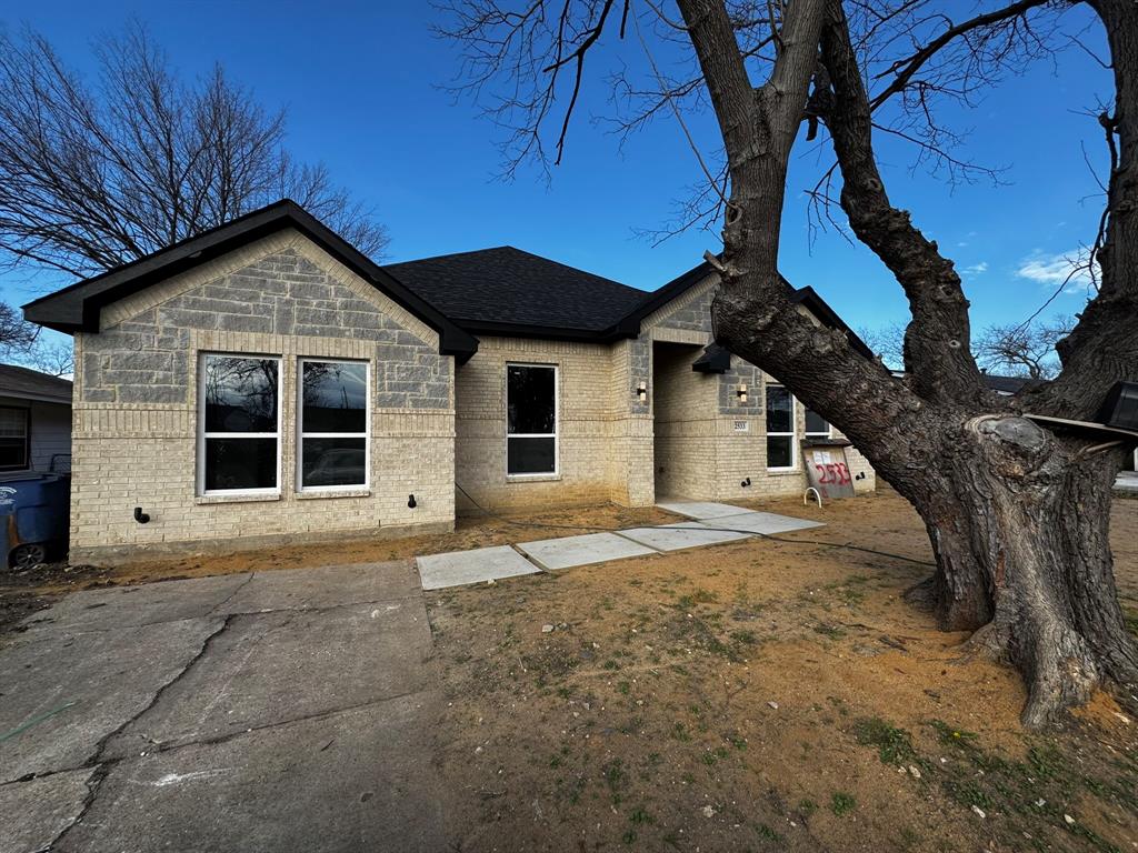 2533 Jonesboro Avenue - Photo 1