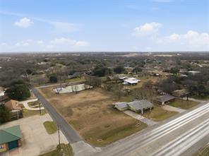 519 N Robinson Drive - Photo 2