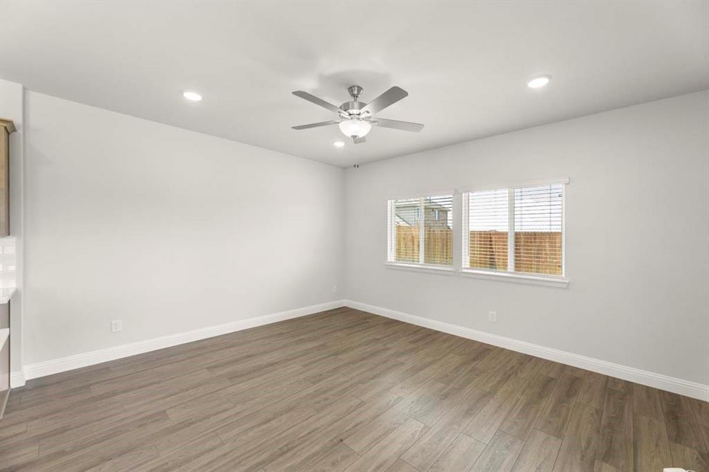 451 Sweet Spring Drive - Photo 6