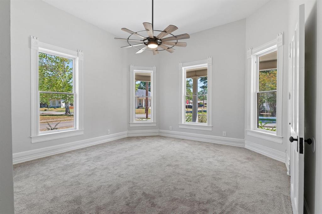 1401 Arp Street - Photo 9