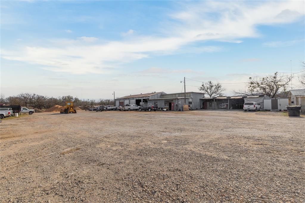 2300 W Main Avenue - Photo 1