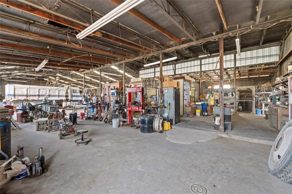 2300 W Main Avenue - Photo 19