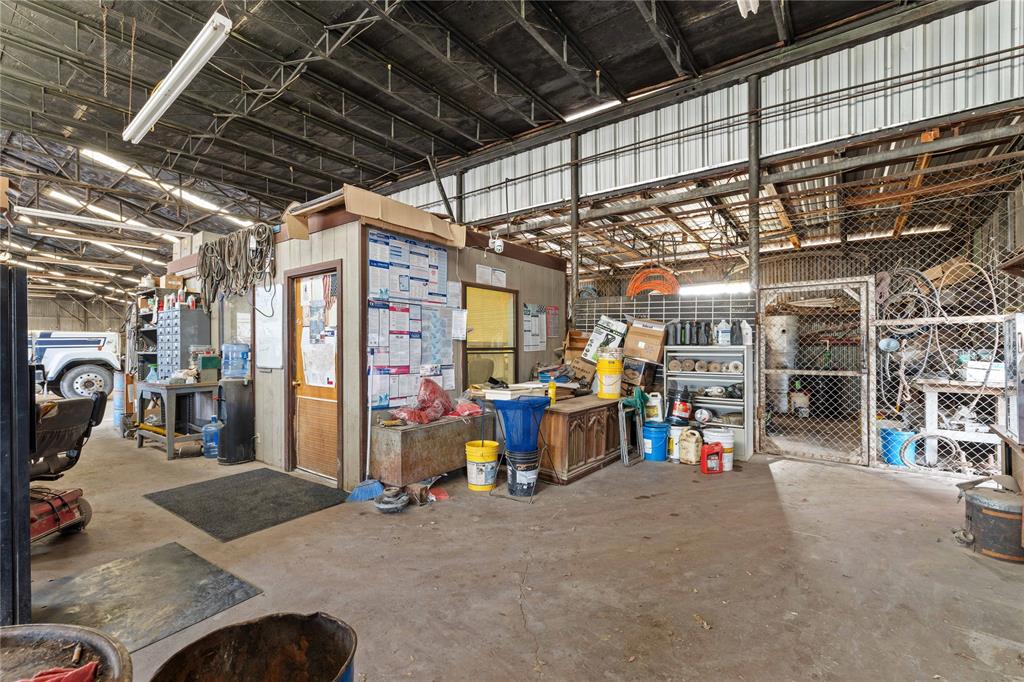 2300 W Main Avenue - Photo 20