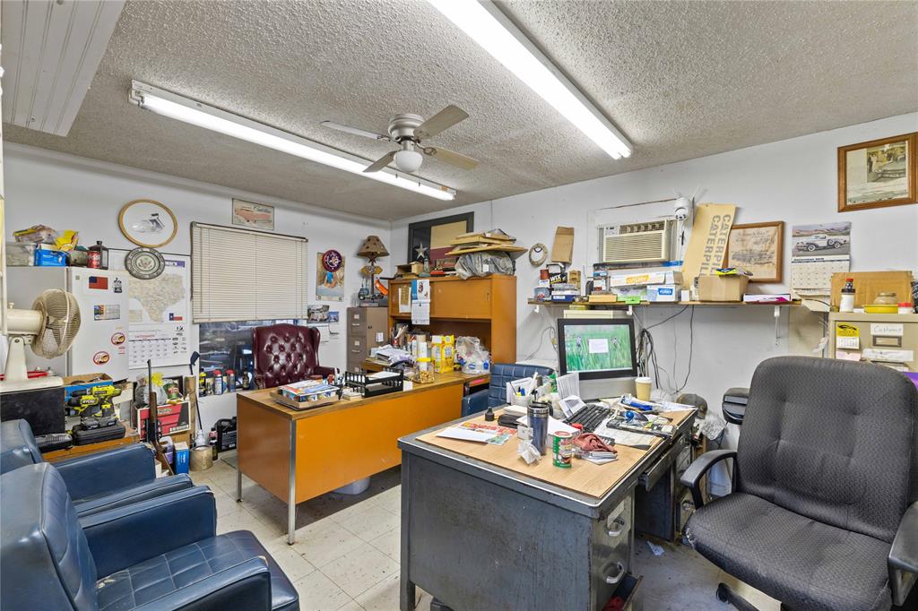 2300 W Main Avenue - Photo 22