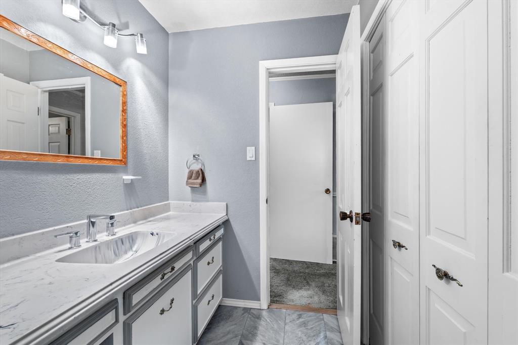 837 White Oak Drive - Photo 13