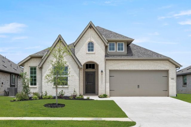 1404 Elle Lane