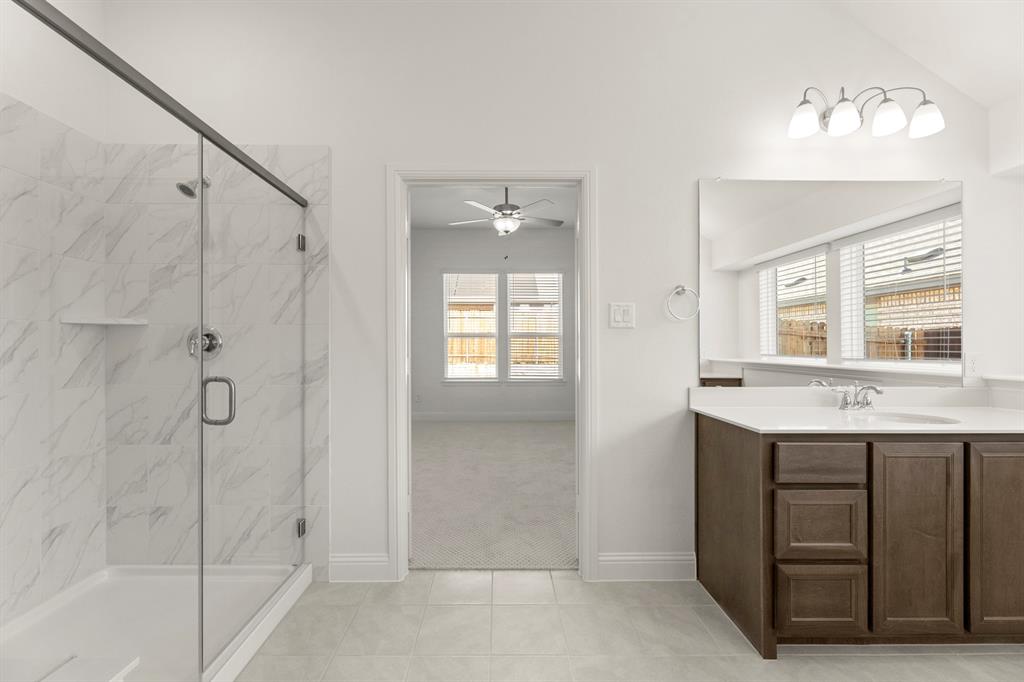 1404 Elle Lane - Photo 12