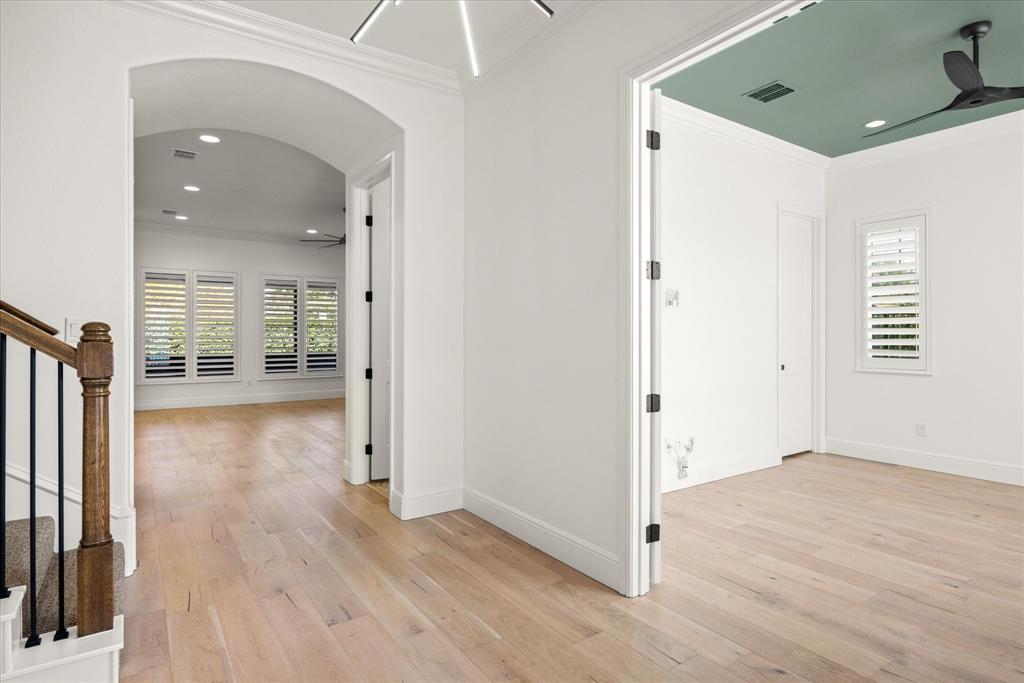 1001 Quarry Court - Photo 2