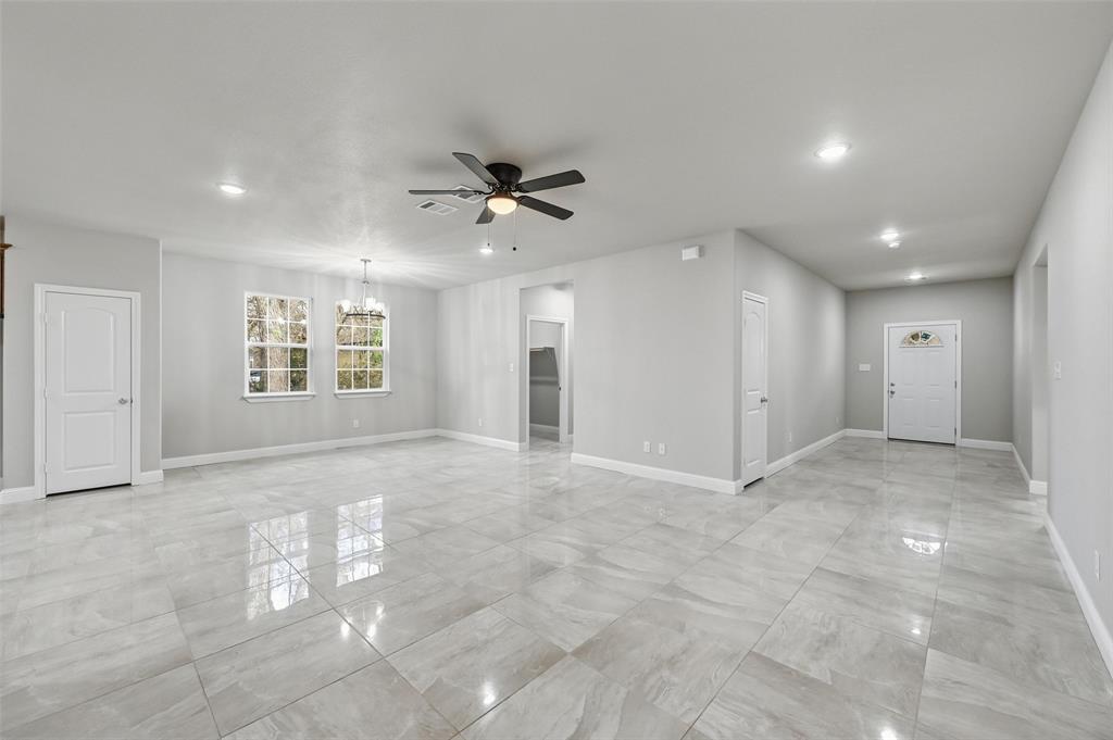 306 Lewis Street - Photo 2