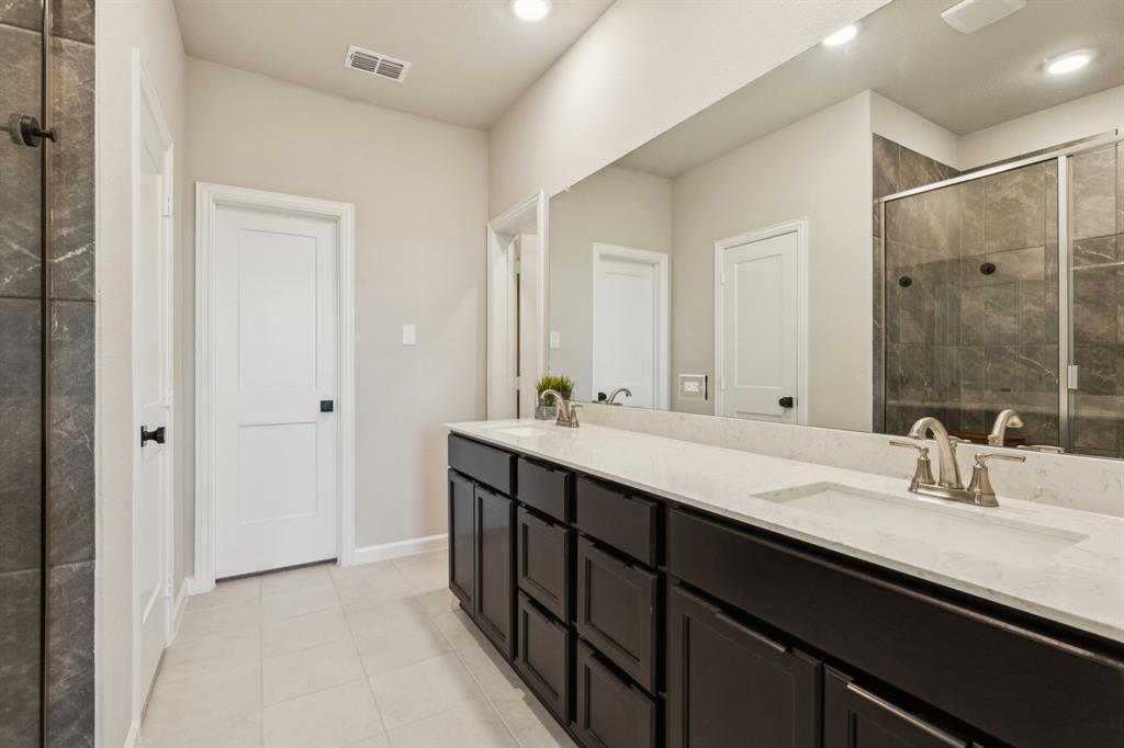 490 Tender Summit - Photo 15