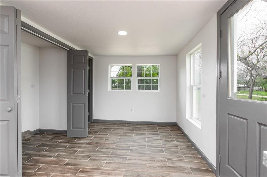 606 6th Street - Photo 19