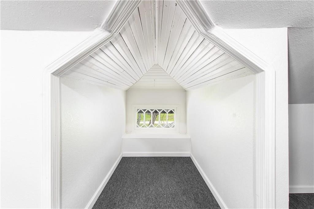 606 6th Street - Photo 24