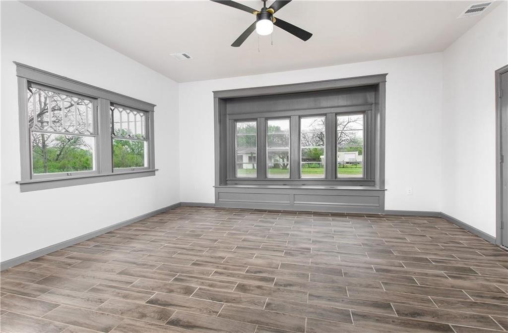 606 6th Street - Photo 4
