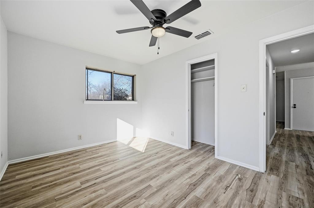 105 N Wood Avenue - Photo 12