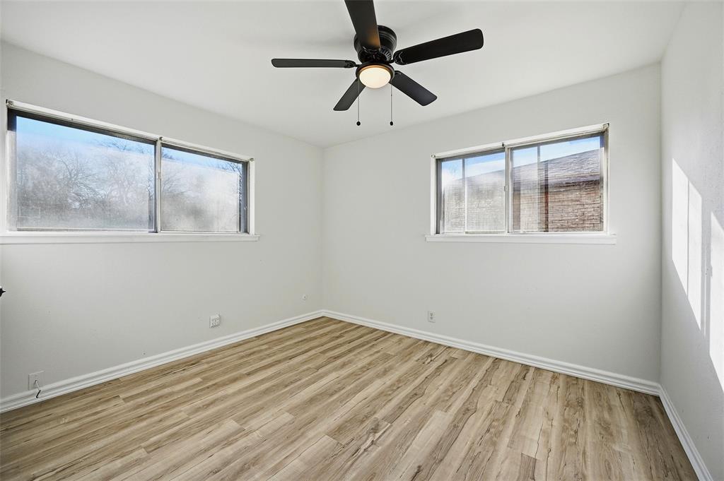 105 N Wood Avenue - Photo 18