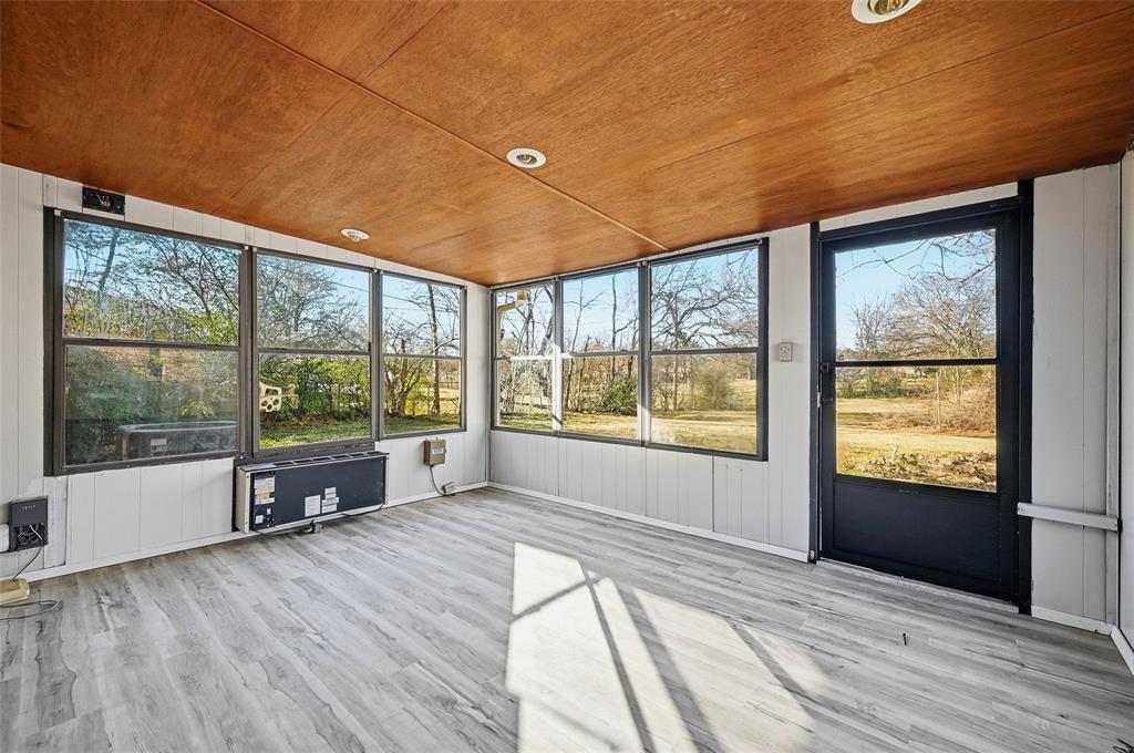 105 N Wood Avenue - Photo 21