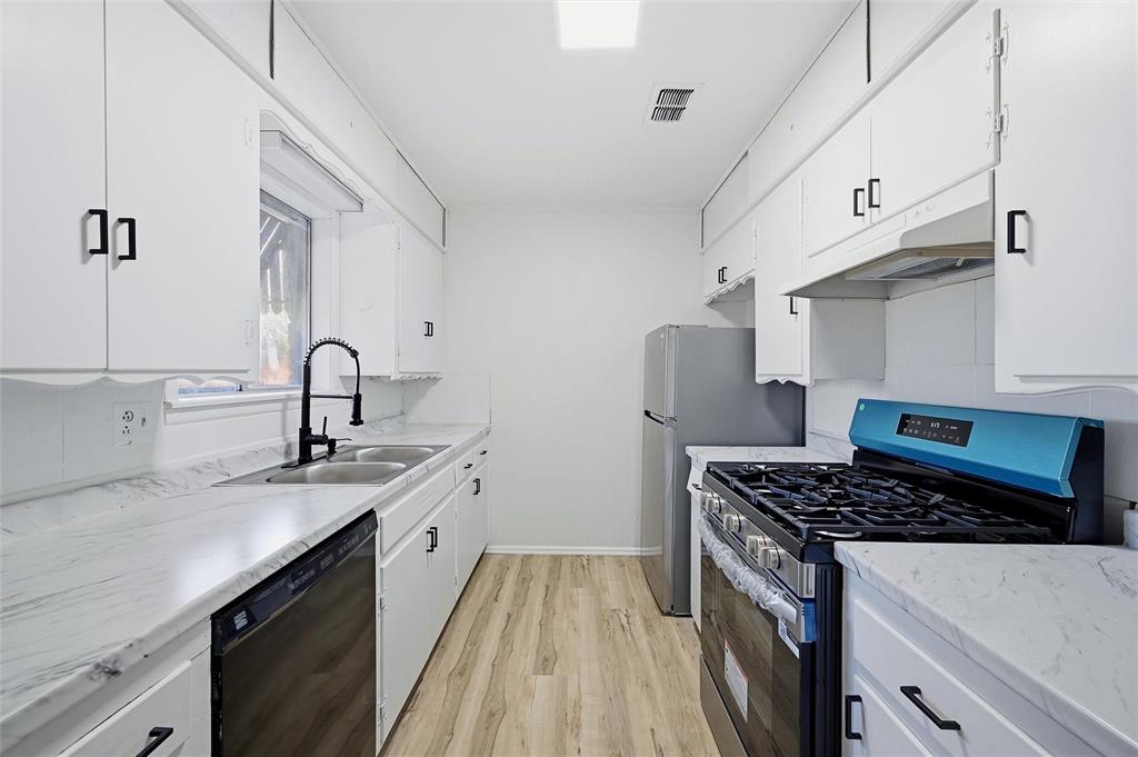 105 N Wood Avenue - Photo 8