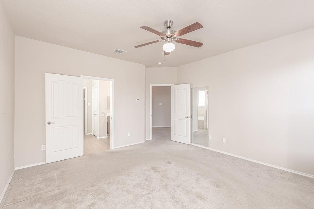 6811 Gamecock Court - Photo 17