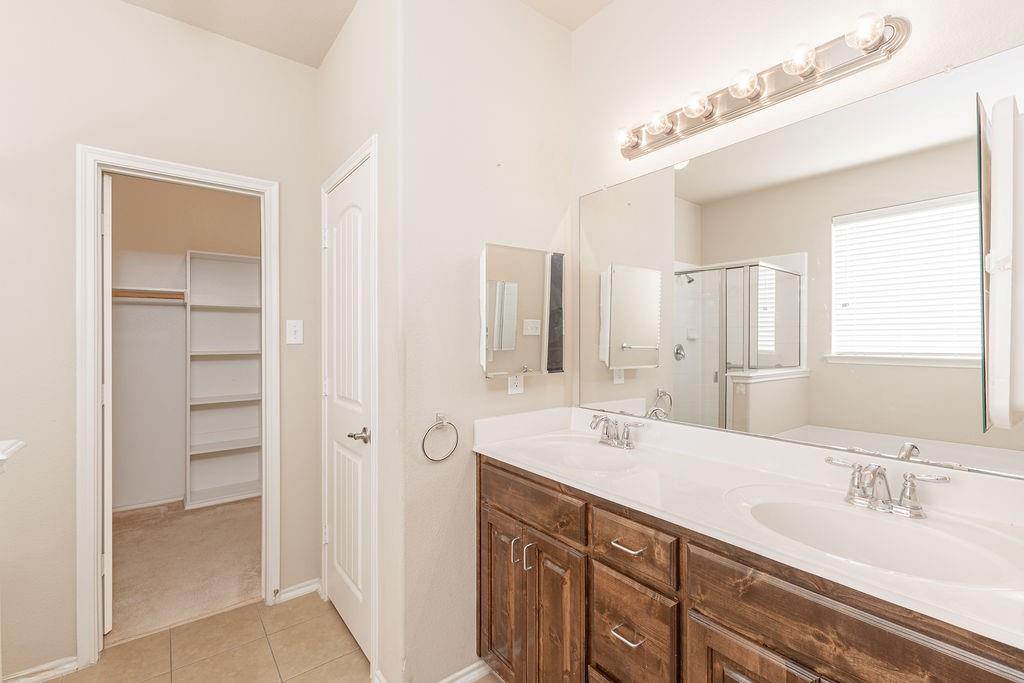 6811 Gamecock Court - Photo 18