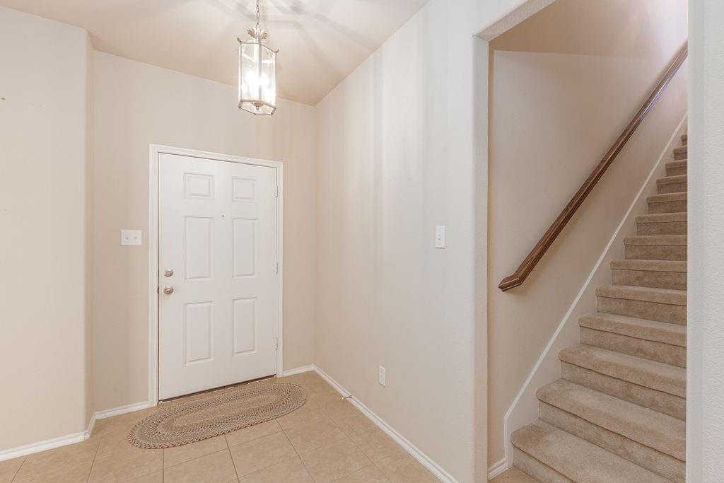 6811 Gamecock Court - Photo 7